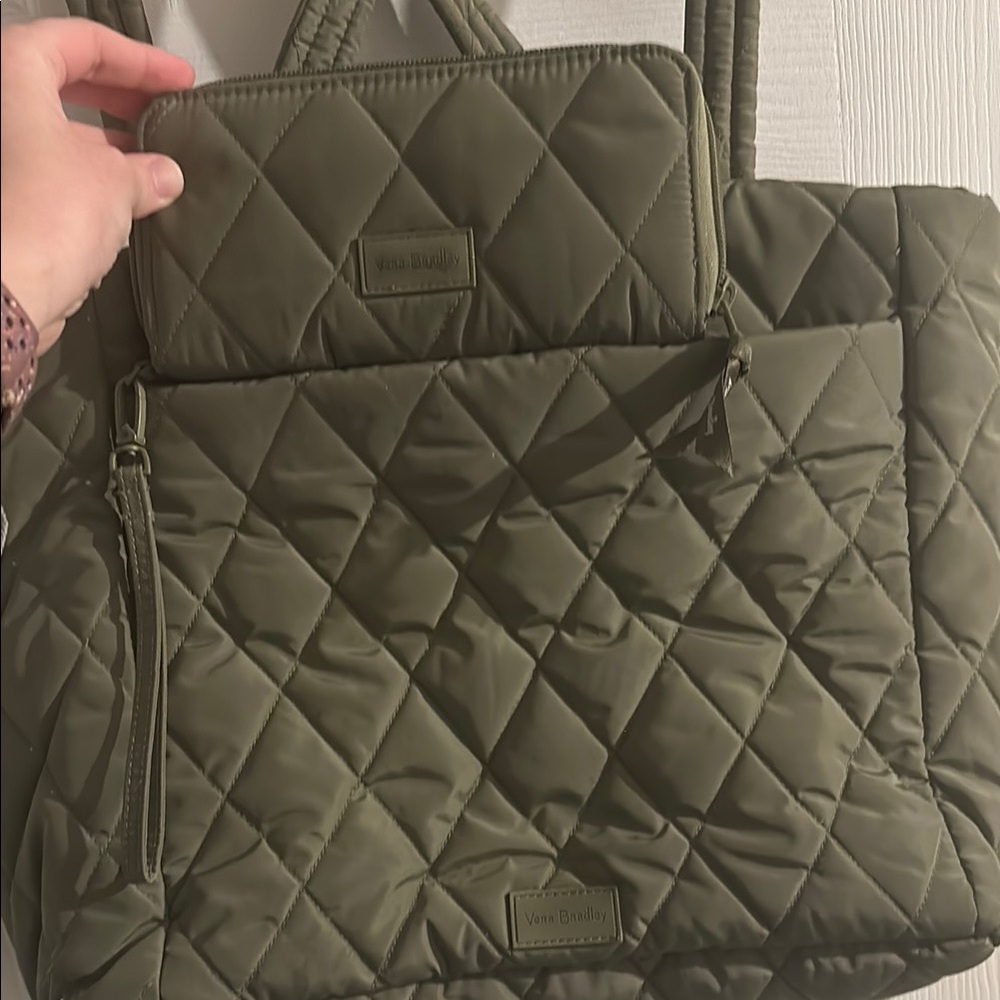 Quilted Olive Green Tote Bag and wallet - Picture 2 of 10